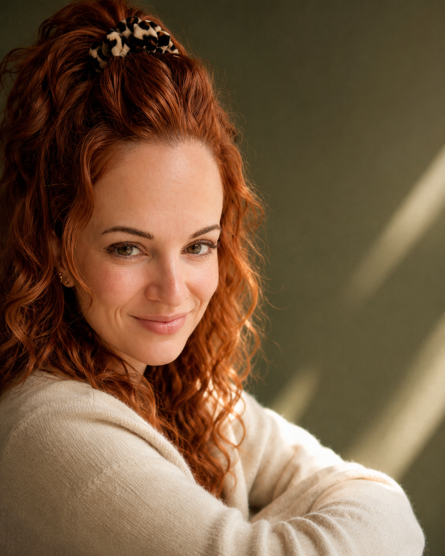 Jessica Mergel, Portrait